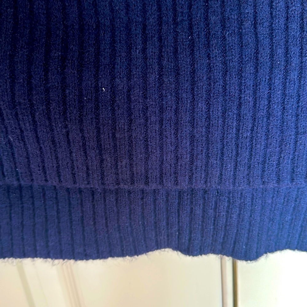 Navy blue sweater dress. High-low w side slits. Size M, would definitely fit L. - Picture 5 of 6